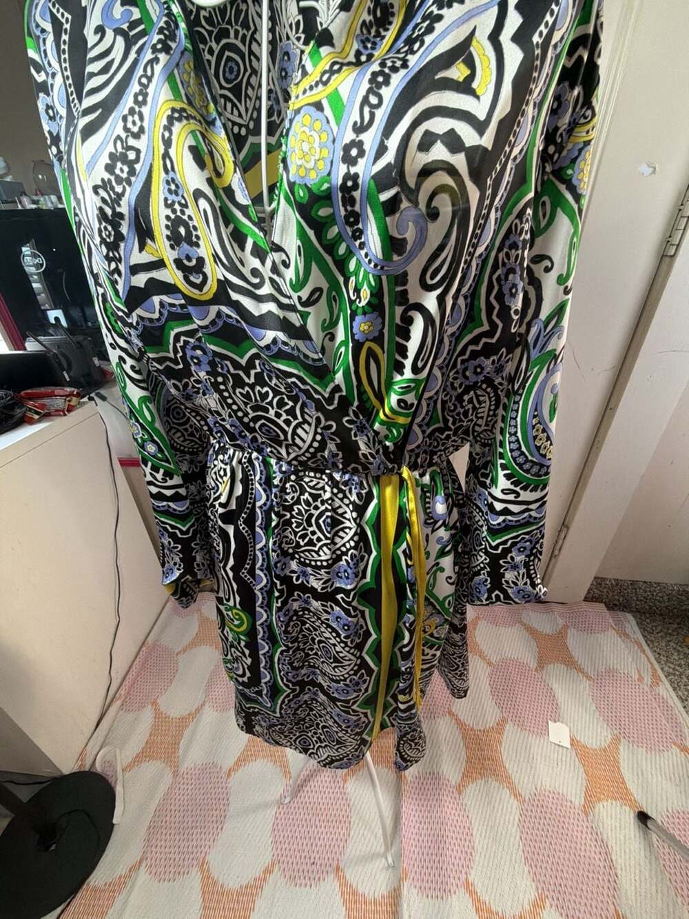 Zara Multicolored Paisley Print Lapel Collar Long Sleeve Wrap Dress Size M NWT - Picture 4 of 6